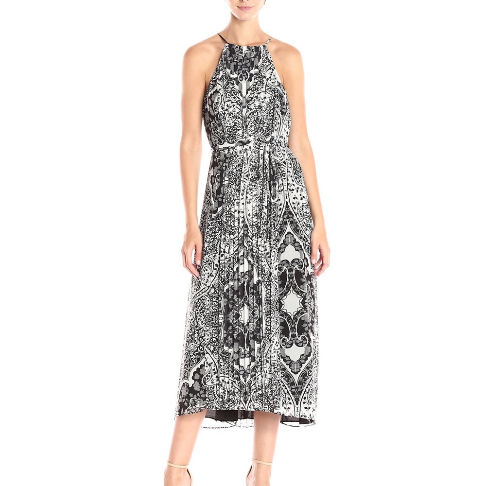 New with tags size two Donna Morgan, midi dress